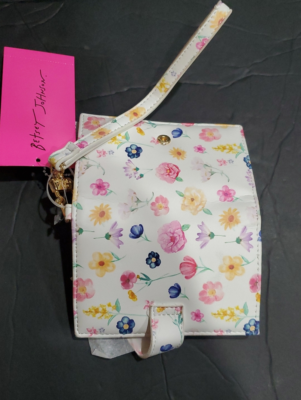 Betsey Johnson xoleah white floral bj103500 trifold wallet brand new - Picture 9 of 13